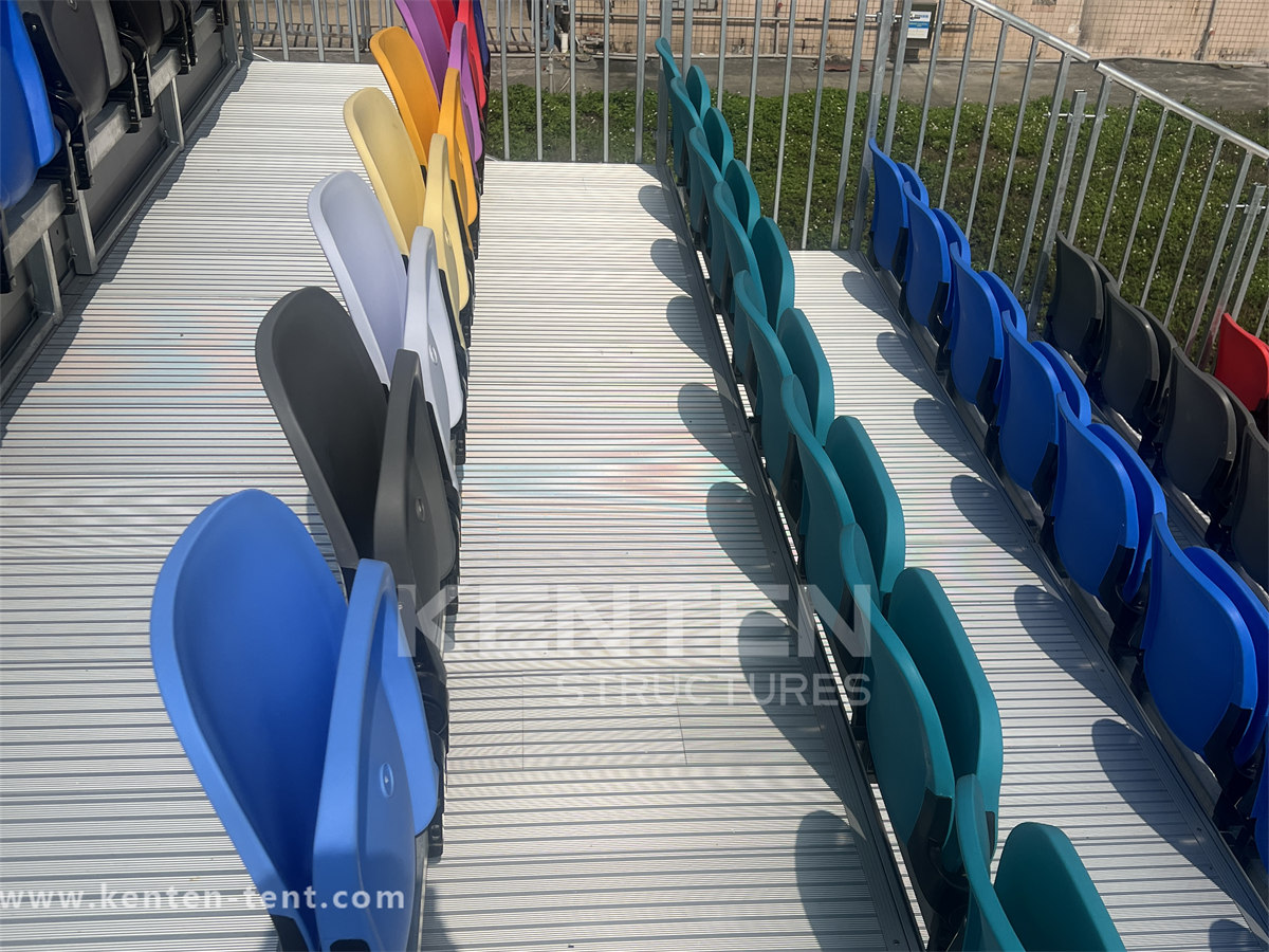 Aluminum Bleachers | Metal Bleachers