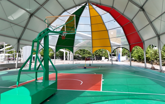 Basketball court igloo tent