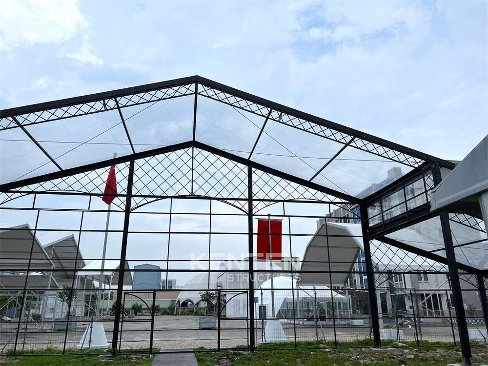 Levo Collection | Atrium Tent
