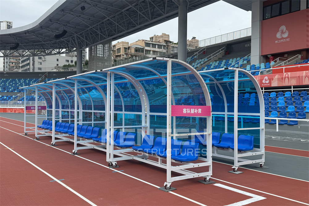 Mobile 4-seat football player bench rest chair
