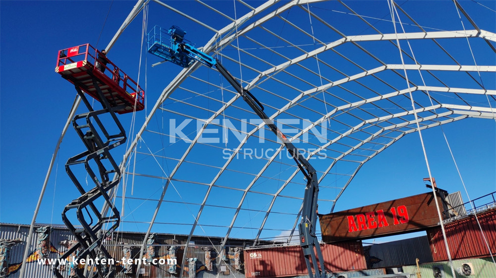 Madrid, Spain Igloo tent being installed