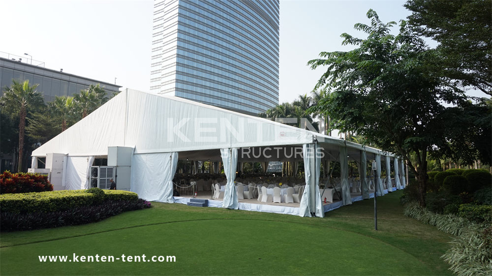 What should you consider when choosing a wedding tent supplier?