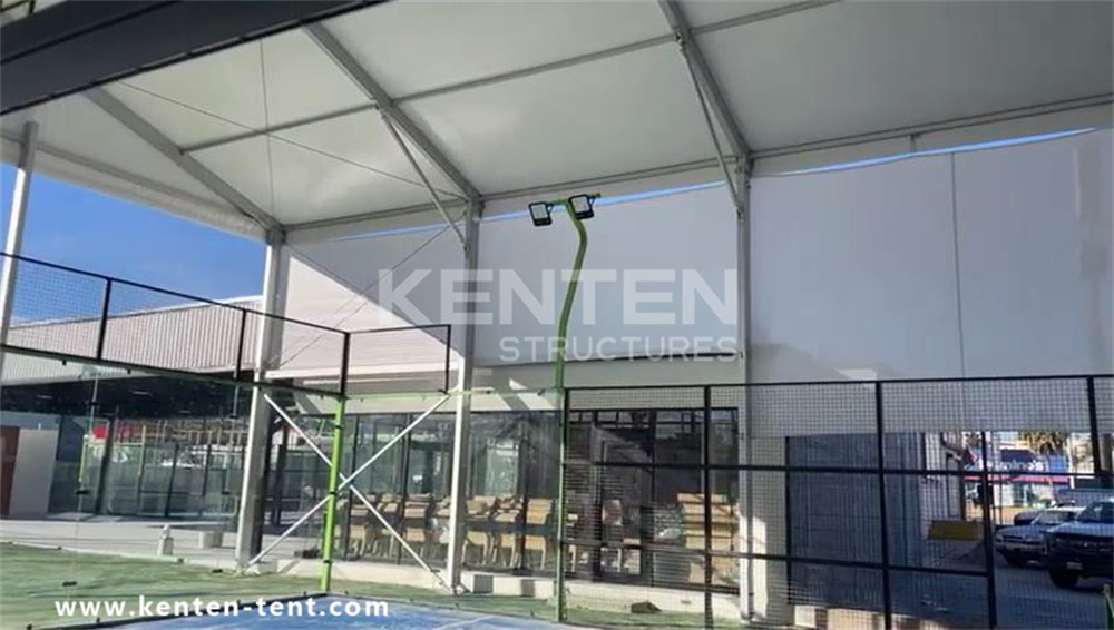 Quickly build a badminton court tent