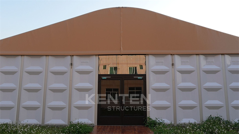 curve tents